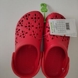CROCS Kids Floral Cut Out NWT, Size 13